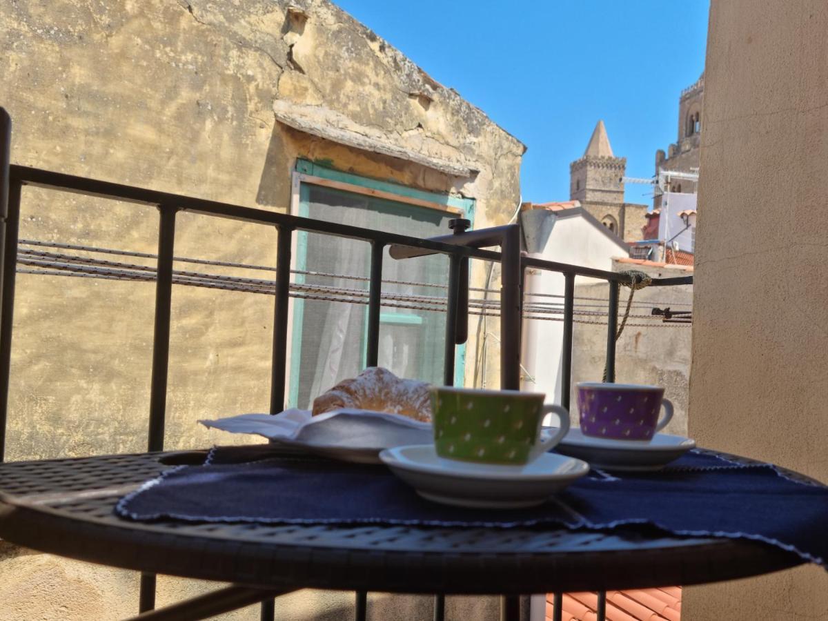 Casa Vacanze Costa 7 تْشيفالو المظهر الخارجي الصورة